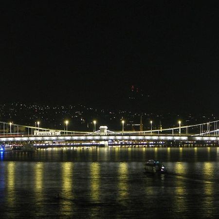 Riverside City Center, 5Th District Будапеща Екстериор снимка